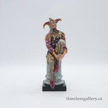 Load image into Gallery viewer, HN2016 Jester - Classic - Vintage Porcelain Figurine by Royal Doulton, after 1960 (Item# P-1453)-Timeless Gallery