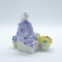 Load image into Gallery viewer, HN2031 Granny’s Heritage - Classic - Vintage Porcelain Figurine by Royal Doulton, circa 1950 (Item# P-5995)-Timeless Gallery