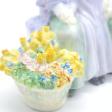 Load image into Gallery viewer, HN2031 Granny’s Heritage - Classic - Vintage Porcelain Figurine by Royal Doulton, circa 1950 (Item# P-5995)-Timeless Gallery