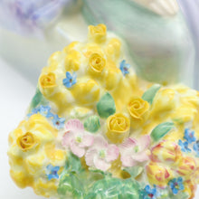 Load image into Gallery viewer, HN2031 Granny’s Heritage - Classic - Vintage Porcelain Figurine by Royal Doulton, circa 1950 (Item# P-5995)-Timeless Gallery