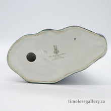 Load image into Gallery viewer, HN2041 Broken Lance - Vintage Porcelain Figurine by Royal Doulton, circa 1970 (Item# P-6712)-Timeless Gallery