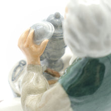 Load image into Gallery viewer, HN2146 Tinsmith - Rare - Vintage Porcelain Figurine by Royal Doulton, circa 1965 (Item# P-3479)-Timeless Gallery