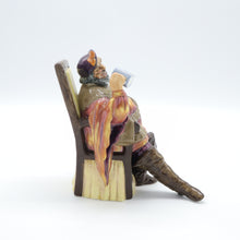 Load image into Gallery viewer, HN2162 Foaming Quart - Vintage Porcelain Figurine by Royal Doulton, circa 1970 (Item# P-5314)-Timeless Gallery