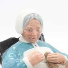 将图片加载到图库查看器,HN2221 Nanny - Vintage Porcelain Figurine by Royal Doulton, circa 1970 (Item# P-1802)-Timeless Gallery