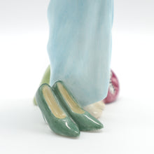 Load image into Gallery viewer, HN2225 Make Believe - Vintage Porcelain Figurine by Royal Doulton, circa 1970 (Item# P-9243)-Timeless Gallery