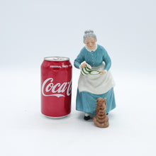 Load image into Gallery viewer, HN2249 Favourite - Vintage Porcelain Figurine by Royal Doulton, circa 1970 (Item# P-5260)-Timeless Gallery