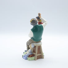 Load image into Gallery viewer, HN2253 Puppetmaker - Vintage Porcelain Figurine by Royal Doulton, circa 1970 (Item# P-9782)-Timeless Gallery