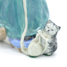 Load image into Gallery viewer, HN2256 Twilight - Vintage Porcelain Figurine by Royal Doulton, circa 1975 (Item# P-2825)-Timeless Gallery