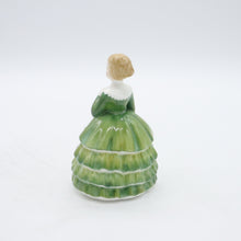 将图片加载到图库查看器,HN2340 Belle - Vintage Porcelain Figurine by Royal Doulton, circa 1970 (Item# P-7992)-Timeless Gallery
