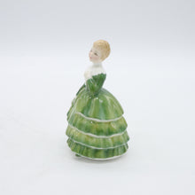 将图片加载到图库查看器,HN2340 Belle - Vintage Porcelain Figurine by Royal Doulton, circa 1970 (Item# P-7992)-Timeless Gallery