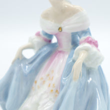 Load image into Gallery viewer, HN2425 Southern Belle - Vintage Porcelain Figurine by Royal Doulton, circa 1990 (Item# P-6793)-Timeless Gallery