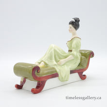 将图片加载到图库查看器,HN2473 At Ease - Vintage Porcelain Figurine by Royal Doulton, circa 1975 (Item# P-9252)-Timeless Gallery