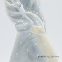 Load image into Gallery viewer, HN2542 Boudoir - Vintage Porcelain Figurine by Royal Doulton, circa 1975 (Item# P-3321)-Timeless Gallery