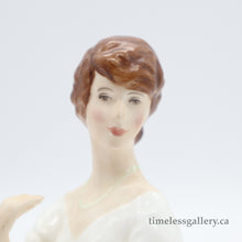 将图片加载到图库查看器,HN2715 Patricia - Vintage Porcelain Figurine by Royal Doulton, circa 1985 (Item# P-9331)-Timeless Gallery