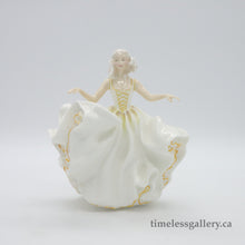 将图片加载到图库查看器,HN2734 Sweet Seventeen - Vintage Porcelain Figurine by Royal Doulton, circa 1980 (Item# P-6151)-Timeless Gallery