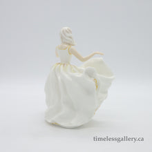 将图片加载到图库查看器,HN2734 Sweet Seventeen - Vintage Porcelain Figurine by Royal Doulton, circa 1980 (Item# P-6151)-Timeless Gallery