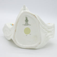 Load image into Gallery viewer, HN2789 Kate - Vintage Porcelain Figurine by Royal Doulton, circa 1980 (Item# P-9796)-Timeless Gallery