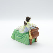 将图片加载到图库查看器,HN2810 Solitude - Vintage Porcelain Figurine by Royal Doulton, circa 1980 (Item# P-9950)-Timeless Gallery