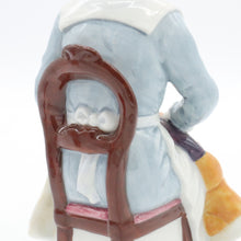 将图片加载到图库查看器,HN2814 Eventide - Vintage Porcelain Figurine by Royal Doulton, circa 1980 (Item# P-1878)-Timeless Gallery