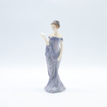将图片加载到图库查看器,HN2824 Harmony - Vintage Porcelain Figurine by Royal Doulton, circa 1980 (Item# P-7050)-Timeless Gallery