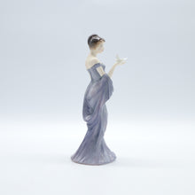 将图片加载到图库查看器,HN2824 Harmony - Vintage Porcelain Figurine by Royal Doulton, circa 1980 (Item# P-7050)-Timeless Gallery