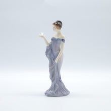 将图片加载到图库查看器,HN2824 Harmony - Vintage Porcelain Figurine by Royal Doulton, circa 1980 (Item# P-7050)-Timeless Gallery
