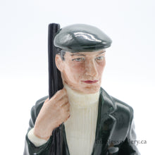 将图片加载到图库查看器,HN2879 Gameskeeper - Vintage Porcelain Figurine by Royal Doulton, circa 1990 (Item# P-6026)-Timeless Gallery