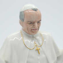将图片加载到图库查看器,HN2888 Pope John Paul II - Vintage Porcelain Figurine by Royal Doulton, circa 1990 (Item# P-5905)-Timeless Gallery