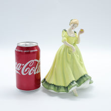将图片加载到图库查看器,HN2906 Paula - Vintage Porcelain Figurine by Royal Doulton, circa 1980 (Item# P-3499)-Timeless Gallery