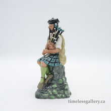 Load image into Gallery viewer, HN2907 Piper - Vintage Porcelain Figurine by Royal Doulton, circa 1980 (Item# P-3877)-Timeless Gallery