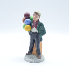 将图片加载到图库查看器,HN2934 Balloon Boy - Popular - Vintage Porcelain Figurine by Royal Doulton, circa 1990 (Item# P-4106)-Timeless Gallery