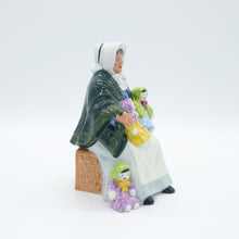 将图片加载到图库查看器,HN2944 Rag Doll Seller - Vintage Porcelain Figurine by Royal Doulton, circa 1990 (Item# P-2069)-Timeless Gallery