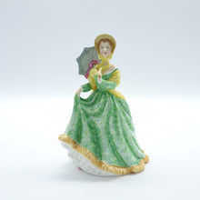 将图片加载到图库查看器,HN2946 Elizabeth - Vintage Porcelain Figurine by Royal Doulton, circa 1985 (Item# P-7787)-Timeless Gallery