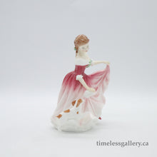 将图片加载到图库查看器,HN3011 My Best Friend - Vintage Porcelain Figurine by Royal Doulton, circa 1990 (Item# P-7560)-Timeless Gallery