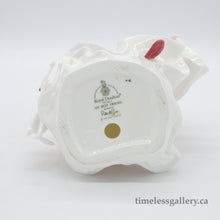 将图片加载到图库查看器,HN3011 My Best Friend - Vintage Porcelain Figurine by Royal Doulton, circa 1990 (Item# P-7560)-Timeless Gallery