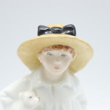 将图片加载到图库查看器,HN3013 James - Rare - Vintage Porcelain Figurine by Royal Doulton, circa 1985 (Item# P-2784)-Timeless Gallery
