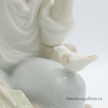 将图片加载到图库查看器,HN3039 Reflection - Vintage Porcelain Figurine by Royal Doulton, circa 1990 (Item# P-6573)-Timeless Gallery