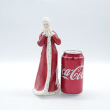将图片加载到图库查看器,HN3060 Wintertime - Vintage Porcelain Figurine by Royal Doulton, dated 1985 (Item# P-5452)-Timeless Gallery