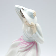 将图片加载到图库查看器,HN3205 Veronica - Vintage Porcelain Figurine by Royal Doulton, circa 1990 (Item# P-5871)-Timeless Gallery