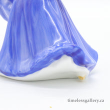 Load image into Gallery viewer, HN3214 Elaine - Vintage Porcelain Figurine by Royal Doulton, circa 1990 (Item# P-1075)-Timeless Gallery