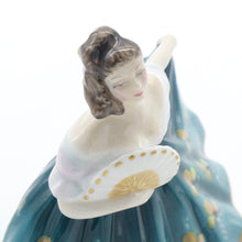 将图片加载到图库查看器,HN3247 Elaine - Signature Edition - Vintage Porcelain Figurine by Royal Doulton, circa 1990 (Item# P-9619)-Timeless Gallery