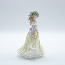 将图片加载到图库查看器,HN3360 Katie - Vintage Porcelain Figurine by Royal Doulton, circa 1995 (Item# P-3019)-Timeless Gallery