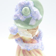 将图片加载到图库查看器,HN3360 Katie - Vintage Porcelain Figurine by Royal Doulton, circa 1995 (Item# P-3019)-Timeless Gallery