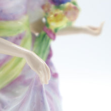 将图片加载到图库查看器,HN3478 Summertime - Premium - Vintage Porcelain Figurine by Royal Doulton, circa 1995 (Item# P-8662)-Timeless Gallery