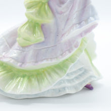 将图片加载到图库查看器,HN3478 Summertime - Premium - Vintage Porcelain Figurine by Royal Doulton, circa 1995 (Item# P-8662)-Timeless Gallery