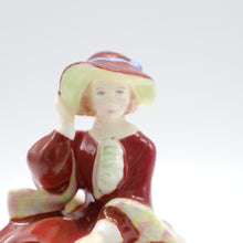 将图片加载到图库查看器,HN3499 Top O’ The Hill - Vintage Porcelain Figurine by Royal Doulton, circa 1995 (Item# P-2610)-Timeless Gallery