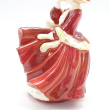 将图片加载到图库查看器,HN3499 Top O’ The Hill - Vintage Porcelain Figurine by Royal Doulton, circa 1995 (Item# P-2610)-Timeless Gallery
