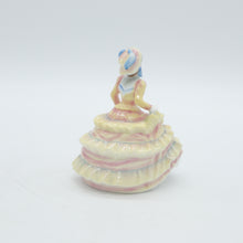 将图片加载到图库查看器,HN3649 Hannah - Vintage Porcelain Figurine by Royal Doulton, circa 1995 (Item# P-8395)-Timeless Gallery