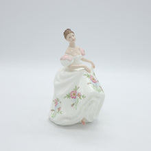 将图片加载到图库查看器,HN3653 Lucy - Vintage Porcelain Figurine by Royal Doulton, circa 1995 (Item# P-4846)-Timeless Gallery