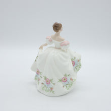 将图片加载到图库查看器,HN3653 Lucy - Vintage Porcelain Figurine by Royal Doulton, circa 1995 (Item# P-4846)-Timeless Gallery